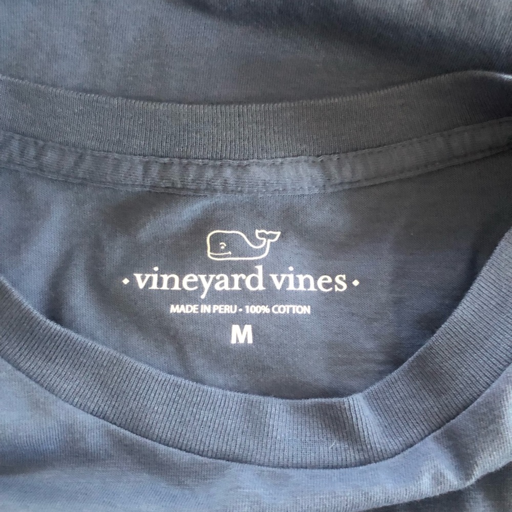 Vineyard Vines long sleeve pocket t-shirt